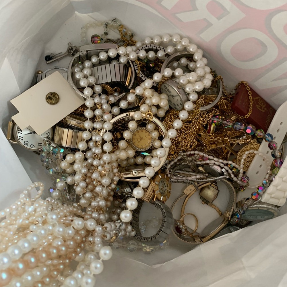 Mixture of costume jewelry